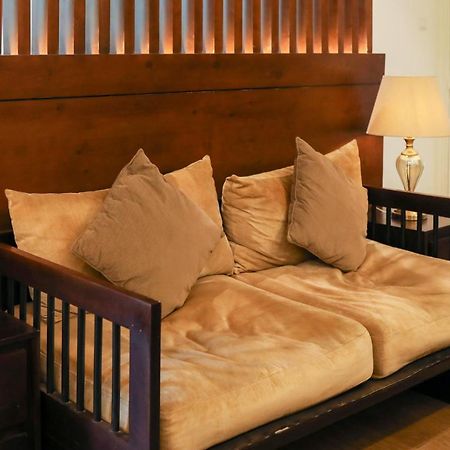เบิร์ด พาร์ค Hotel Wadakada ภายนอก รูปภาพ