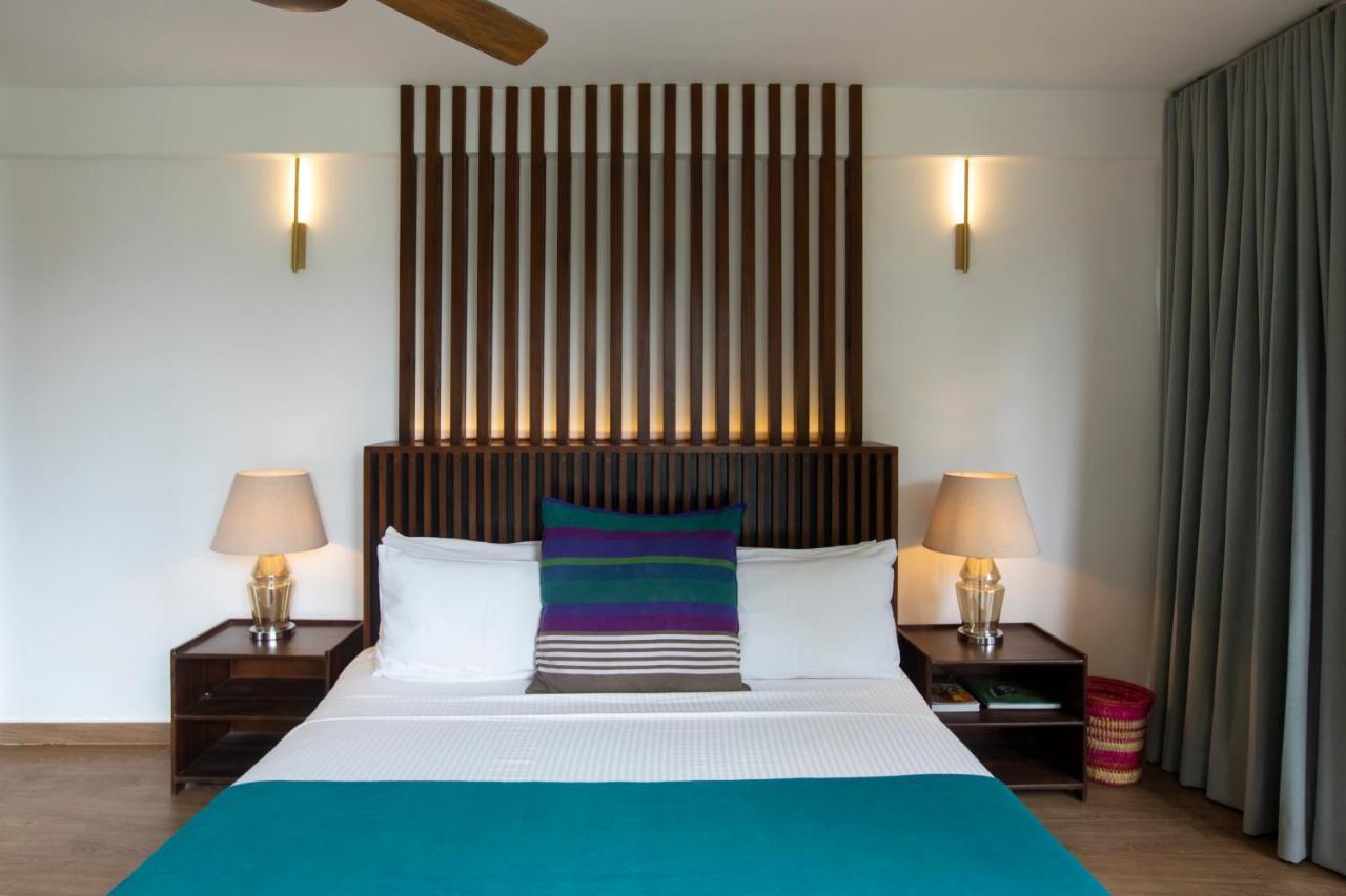 เบิร์ด พาร์ค Hotel Wadakada ภายนอก รูปภาพ